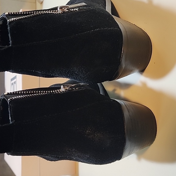 Ivanka Trump Black Ankle Boot Size 8.5 - Picture 5 of 8
